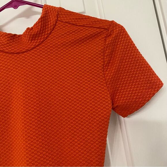 URBAN OUTFITTERS • Orange Textured Open Toe Back Mod Crop Top - Picture 3 of 6
